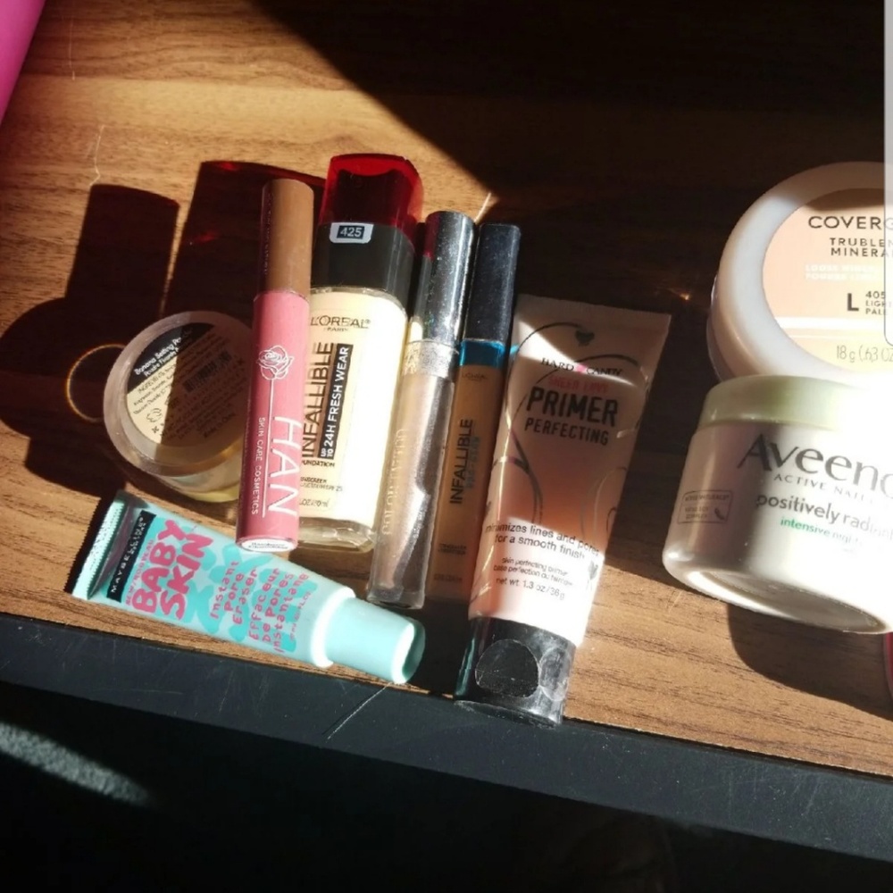 Makeup bundle!!! - Picture 5 of 5